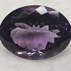 Овал 21.40*16,25 мм, h = 10.65 мм, вес: 20,93 ct. - Ювелирные изделия, бижутерия