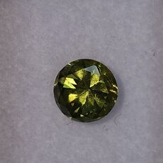 Круг 5,20 мм, 4/1, вес: 0,73 ct. - Ювелирные изделия, бижутерия