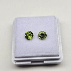 Круг 4,85 мм, 4/2, вес пары: 1,12 ct. - Ювелирные изделия, бижутерия