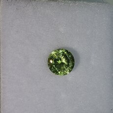 Круг 5,05 мм, 4/1, вес: 0,53 ct. - Ювелирные изделия, бижутерия