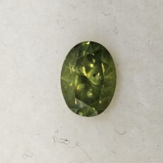 Овал 7,90*5,80 мм, 4/2, вес: 1.37 ct. - Ювелирные изделия, бижутерия
