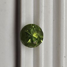 Круг  5,95 мм, 3/3, вес: 1,06 ct. - Ювелирные изделия, бижутерия