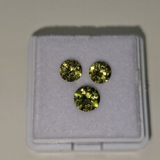 Круг 5,25 мм - 5,10 мм - 5,10 мм, 5/1, вес: 0,88 ct. + 0.57 ct. + 0.56 ct. - Ювелирные изделия, бижутерия