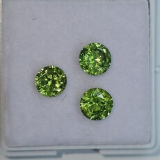 Круг, 5,30-5,15-5,15 мм, 4/1, вес гарнитура: 1,95 ct. - Ювелирные изделия, бижутерия