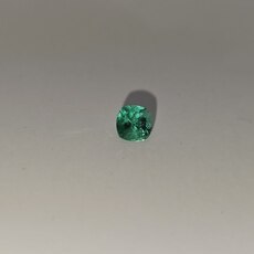 Кушон 5,35*5,35 мм, 4/г2, вес: 0,74 ct. - Ювелирные изделия, бижутерия