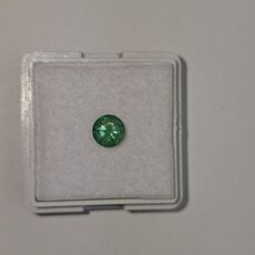 Круг 5,47 мм, 4/г3, вес: 0,55 ct. - Ювелирные изделия, бижутерия