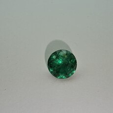Круг 8,75 мм, 1/г3, вес: 2,05 ct. - Ювелирные изделия, бижутерия