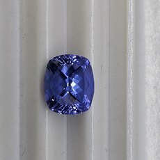 Кушон 7,00*5,85 мм, вес: 1,51 ct. - Ювелирные изделия, бижутерия