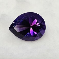 Аметист, груша, 19,20*15,10, h=11,06 мм, вес: 14,03 ct. (Ватиха) - Ювелирные изделия, бижутерия