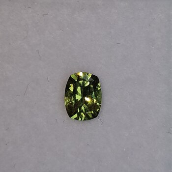 Кушон 5,66*4,42 мм, 4/1, вес: 0,56 ct. - Ювелирные изделия, бижутерия