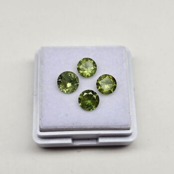 Круг 5,90мм- 5,53мм - 5,45мм - 5,45 мм 5/3, вес: 0,94 ct.+ 0.76 ct. + 0.83 ct. + 0.70 ct. - Ювелирные изделия, бижутерия