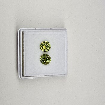 Круг 5,95 мм, 4/1, вес пары: 2,08 ct. - Ювелирные изделия, бижутерия