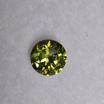 Круг 5,70 мм, 4/1, вес: 1,01 ct. - Ювелирные изделия, бижутерия