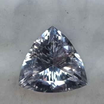 Триллион 16,00*16,00, вес: 11,20 ct. - Ювелирные изделия, бижутерия