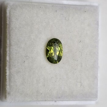 Овал 6,38*4,38 мм, 5/1, вес: 0,75 ct. - Ювелирные изделия, бижутерия