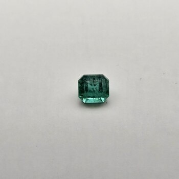 Октагон 5,30*4,90 мм, 3/г3, вес: 0,67 ct. - Ювелирные изделия, бижутерия