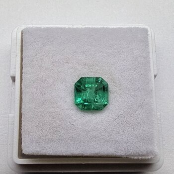 Ашер 5,90*5,84 мм, 3/г3, вес: 0,95 ct. - Ювелирные изделия, бижутерия