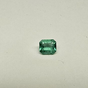 Октагон 5,67*4,85 мм, 4/г2, вес: 0,62 ct. - Ювелирные изделия, бижутерия