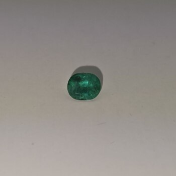 Овал 6,60*5,43 мм, 3/г3, вес: 0,77 ct. - Ювелирные изделия, бижутерия